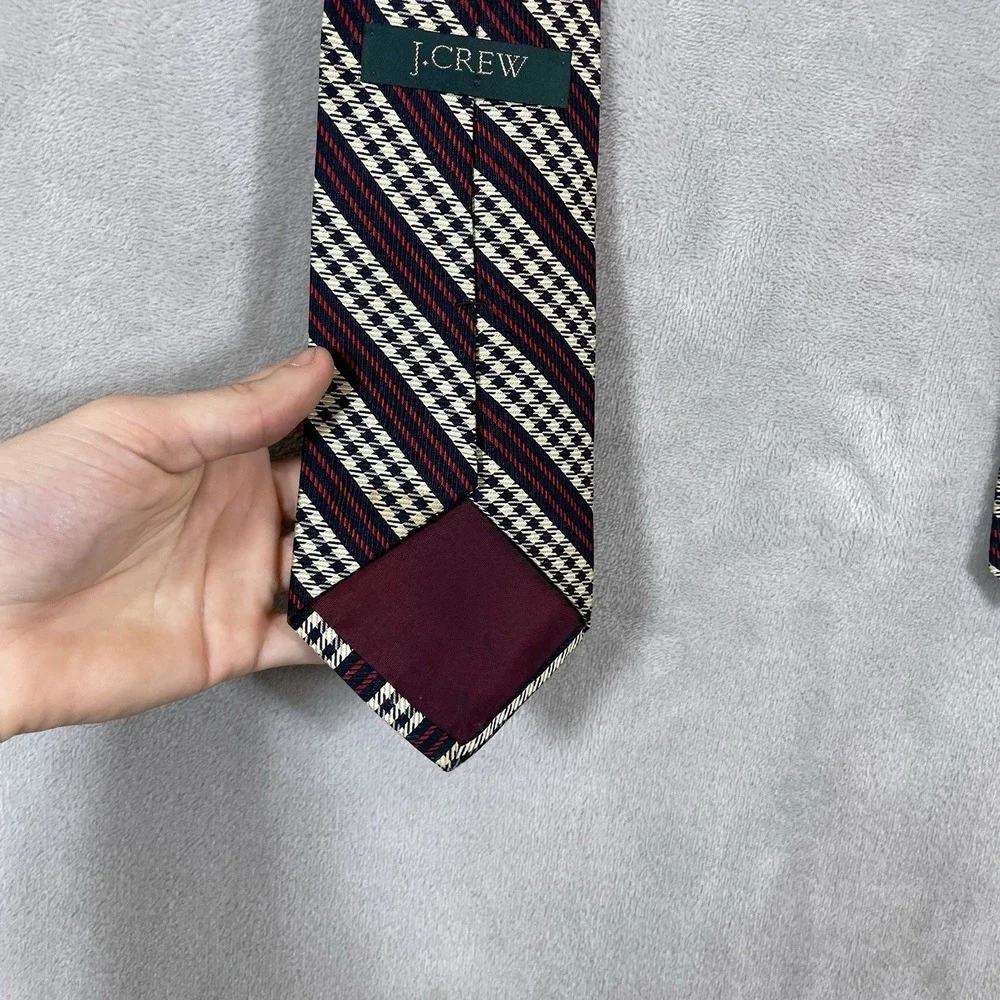 Vintage J.Crew Oarsman Neck Tie 100% Silk Made in USA Preppy Patterned 90s
